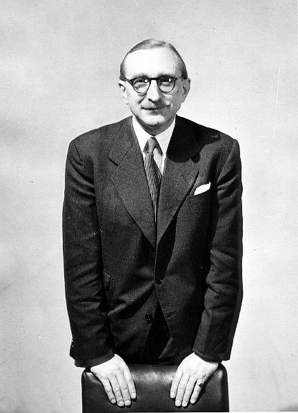 Office03.jpg - Sylvester Bolam