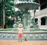 RafflesFountain