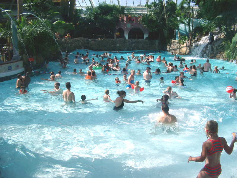 Pool Waves